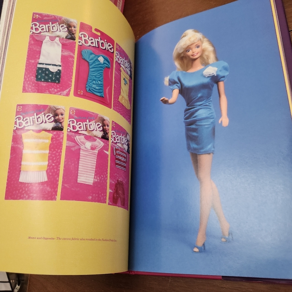Dressing Barbie Hard Cover Book In Dust Cover 160 Pages EUC - Picture 12 of 16